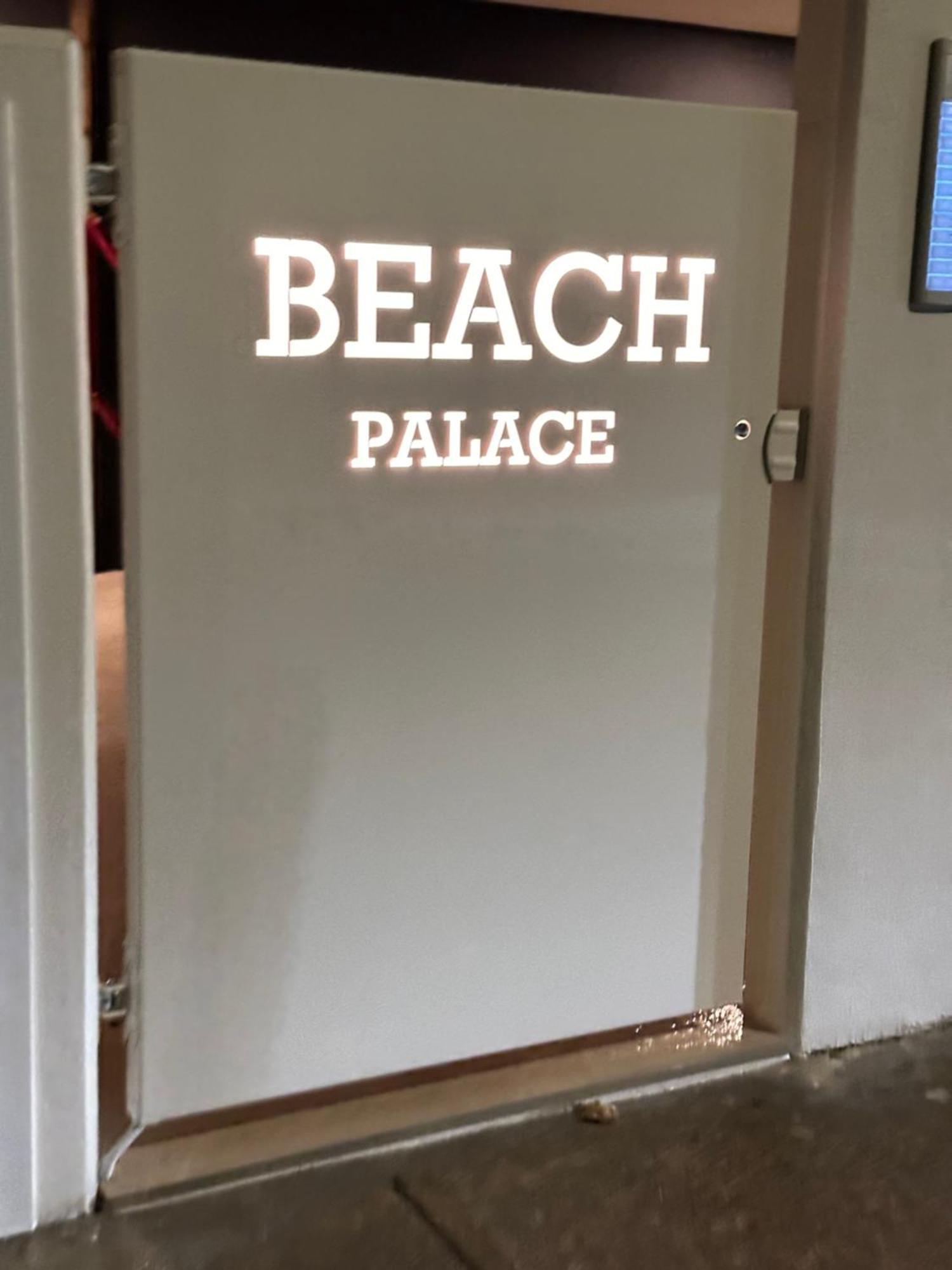 Beach Palace With Small Swimming Pool, Private Beach, Parking Lido di Jesolo Zewnętrze zdjęcie