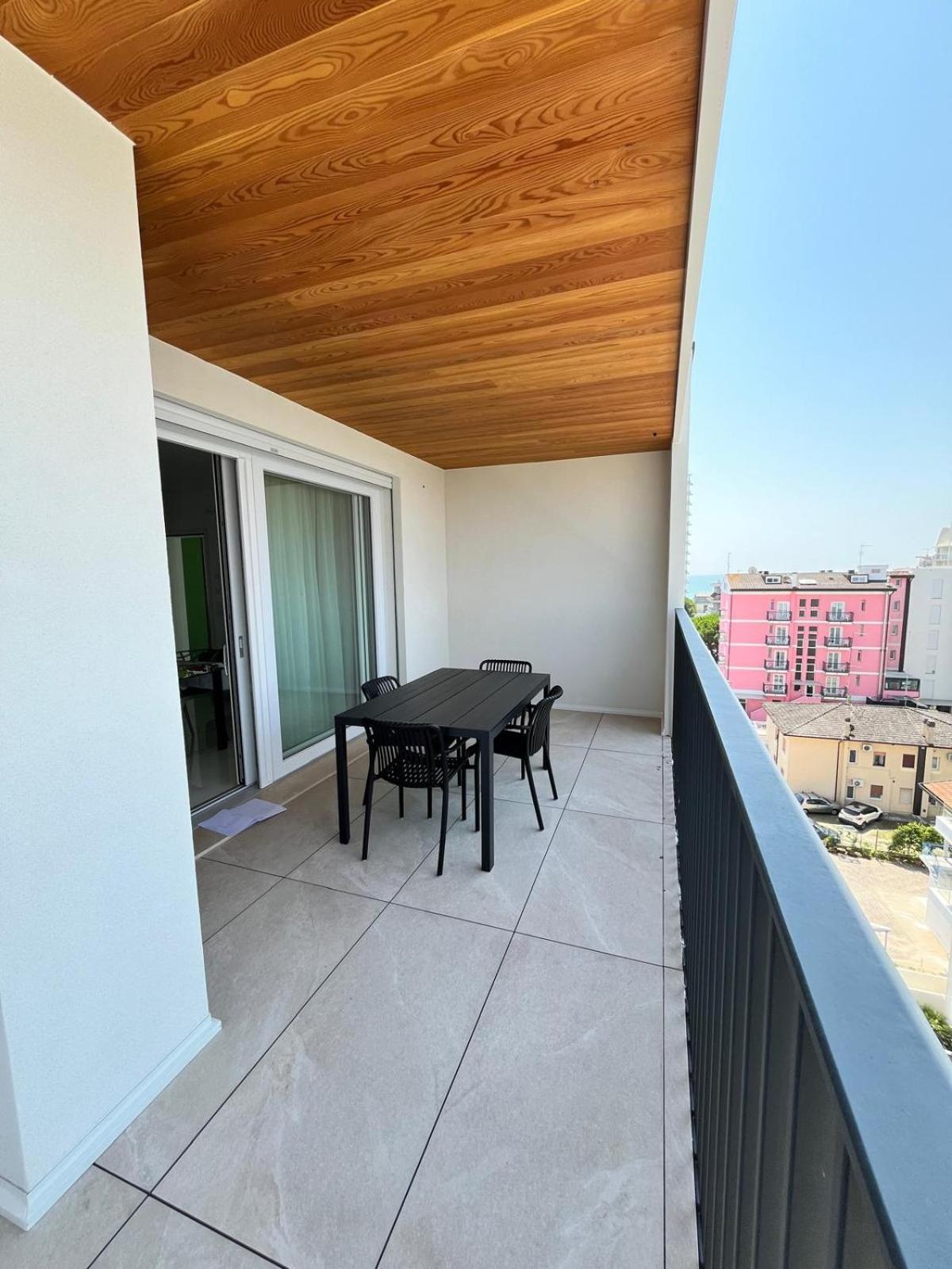 Beach Palace With Small Swimming Pool, Private Beach, Parking Lido di Jesolo Zewnętrze zdjęcie