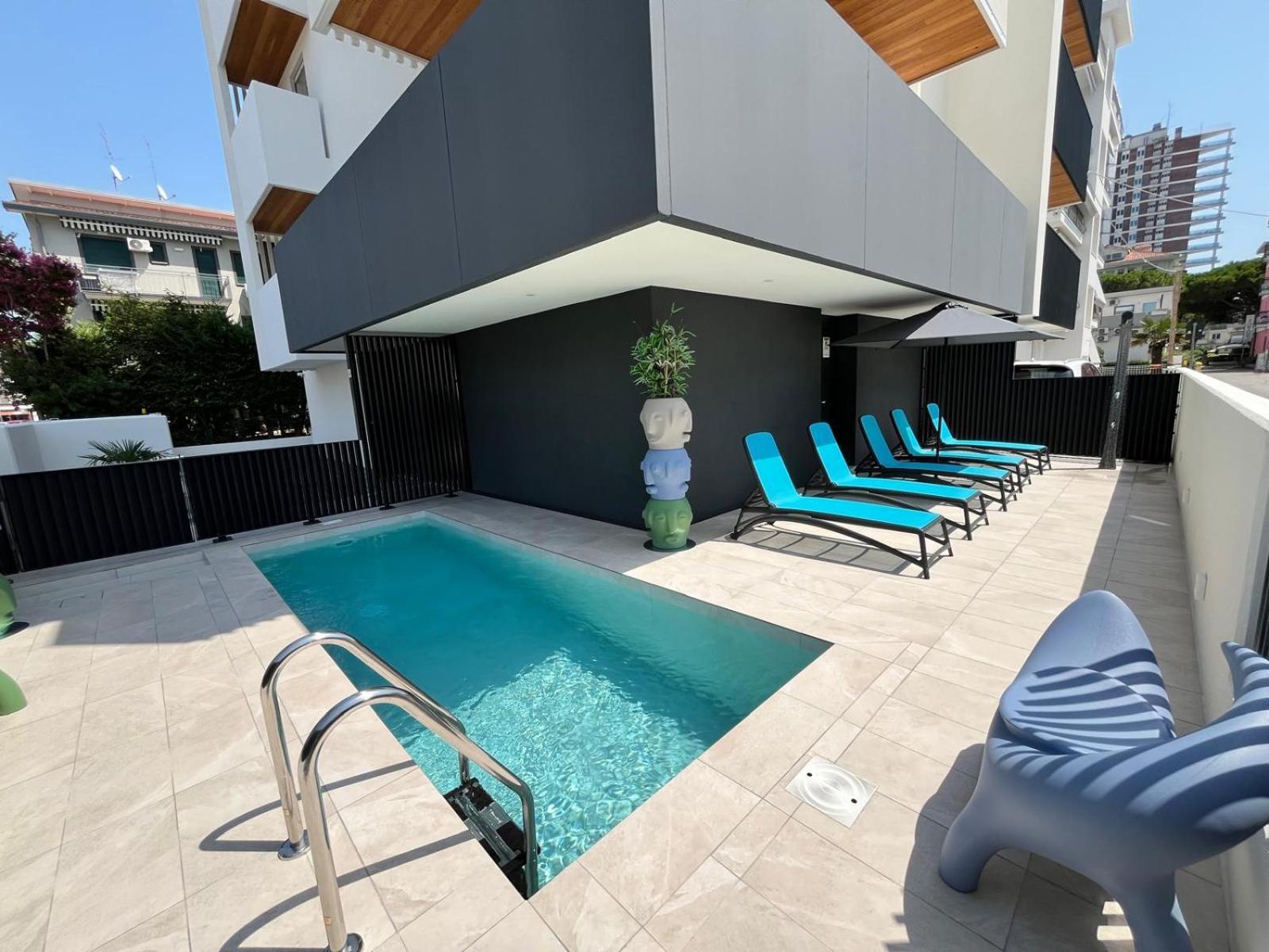 Beach Palace With Small Swimming Pool, Private Beach, Parking Lido di Jesolo Zewnętrze zdjęcie
